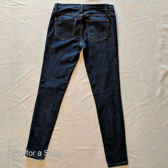 Forever 21 Dark Wash Skinny Jeans 25 - Picture 5 of 7